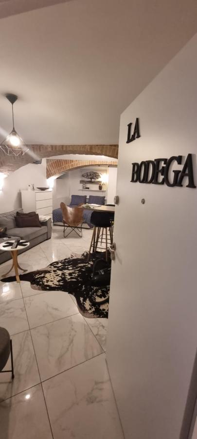 Apartment La Bodega Загреб Экстерьер фото